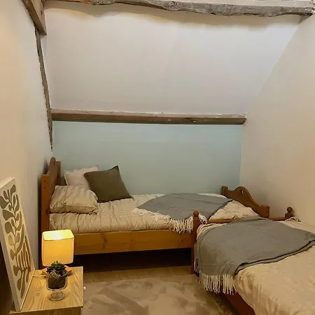 Pensjonat Bourlidou Combourg